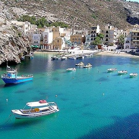 Apartamento Seafront Penthouse With Terrace In Xlendi, Gozo Exterior foto