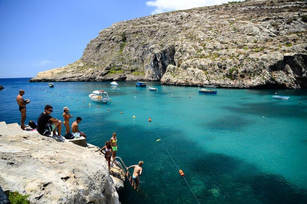 Apartamento Seafront Penthouse With Terrace In Xlendi, Gozo Exterior foto